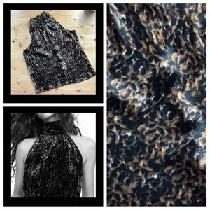 Silk Classiques Entier XL Animal Print Turtle Neck Keyhole Back Halter Top